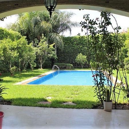 Magnifique Villa Avec Piscine Chauffee Que Pour Famille Marakéš Exteriér fotografie